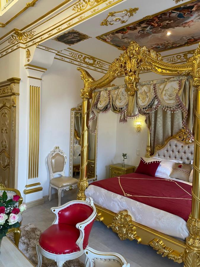 Suite Imperiale Eglise Du Couvent Narbonne Buitenkant foto